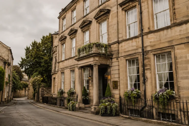 Best hotels for UK city breaks in 2026 — London, Edinburgh, Manchester and Bath, sorted by budget. Under £80, mid-range and luxury picks.